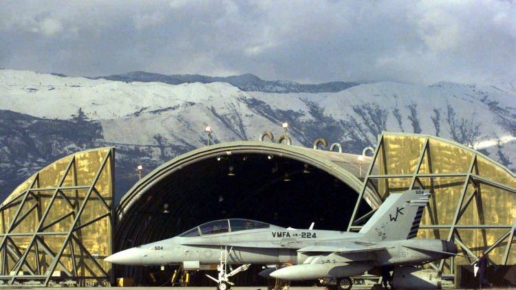 F-18_Aviano-e1484340371996