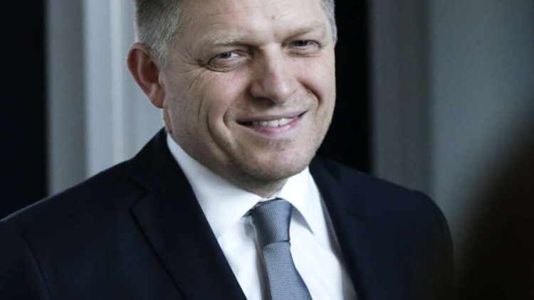 robert-fico-900×600