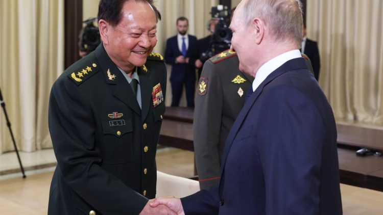 Mosca-Pechino, relazioni militari a un nuovo livello