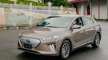 L’Etiopia abolisce le auto a motore