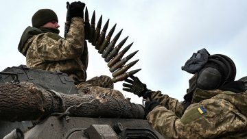 Ukrainian service members attend offensive and assault drills in Zaporizhzhia region
