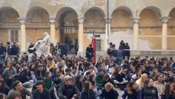 Accademici e studenti contro il genocidio
